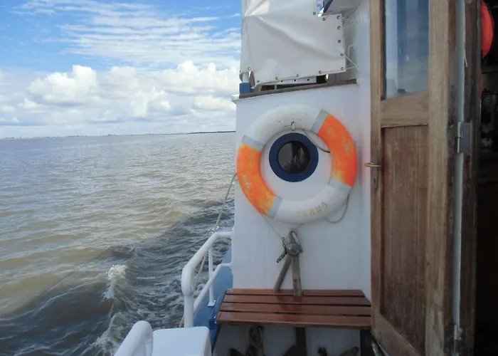 Haus-halligblick-ferienwohnung-groede * Dagebüll